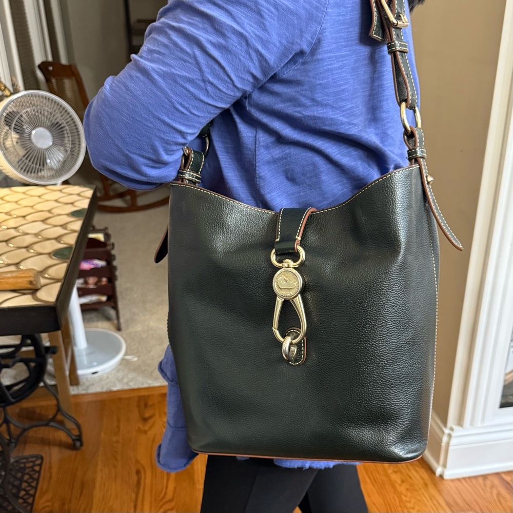 Dooney & Bourke Green and Brown Leather Shoulder Bag with Hobo Style, & Acc. UGC - Picture 16 of 16